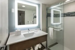 EVEN Hotel Chicago - Tinley Park - Convention Center by IHG - Salle de bain