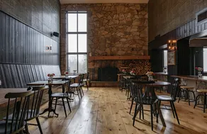 Hunter Lodge, a Bluebird by Lark - Restaurant
