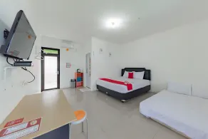 RedDoorz Resort Syariah @ Jaya Tirta Abadi - Room