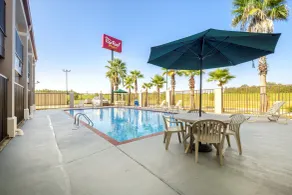 Red Roof Inn PLUS+ Hammond - Piscine