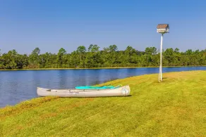 Escape to Nature: Lakefront Jay Cottage w/ Views! - Interni