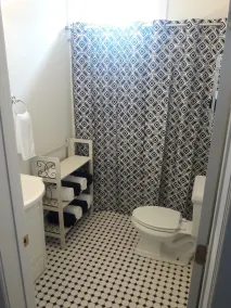 Baxter's Brewhouse Inn - Bathroom