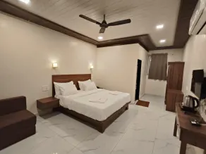 Mount Bliss Resort - Room