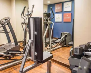 Quality Suites Waldorf - Salle de remise en forme