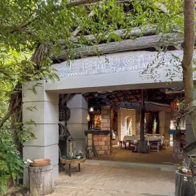 Bemugis Place - Restaurant