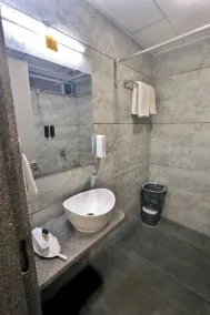 Palmgreens Suites & Banquet - Casa de banho