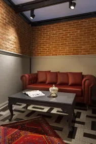 Güner Business Hotel - Coin salon dans le hall