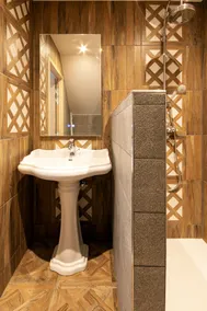 Logis Hôtel Jeanne & Jules Hôtel Spa et Restaurant - Bathroom