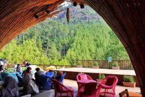 The Lodge Maribaya - Restaurant
