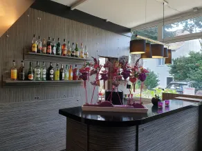 Contact hotel Le Rohan - Coin salon dans le hall