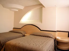 Portonovo Hotel & Suites - Room