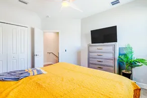 304 Fillmore Ave - Rom