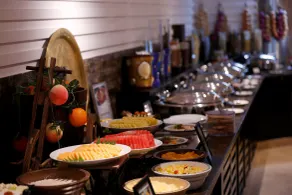 Ramada Plaza by Wyndham Dubai Deira - Restaurante