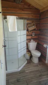 Wolfwood Guest Ranch - Salle de bain