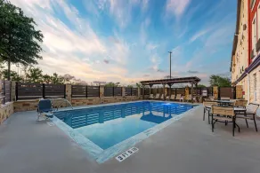 Best Western Plus Georgetown Inn & Suites - Piscina
