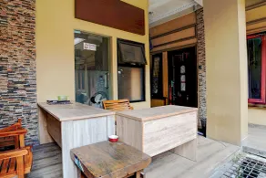 Hotel D'best Kutisari 6 Hour Stay - Rezeption