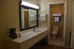 Quality Inn & Suites at Coos Bay - Bad