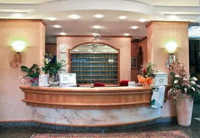 Hotel Giovanella - Rezeption