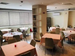 Golden Park Hotel - Restaurant