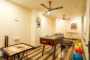 Hotel Pride Inn by Maps Hospitality - Near to Lakshman Jhula & Ghat - Game room