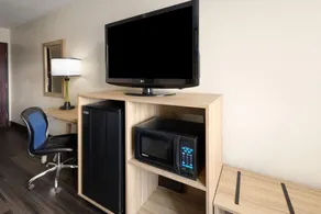 Super 8 by Wyndham South Boston VA - Zimmer