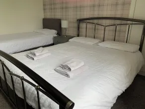 10 Burns Street, Tarbolton KA5 5RA - Chambre