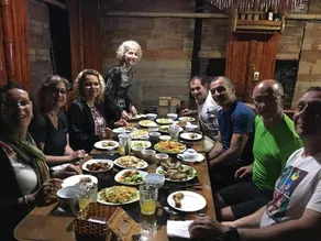 Van Long Family Homestay - Restaurant