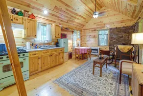 Marlinton Cabin Rental w/ Greenbrier River Access! - Innvendig