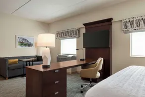 Hampton Inn & Suites Pittsburgh/Waterfront-West Homestead - Chambre