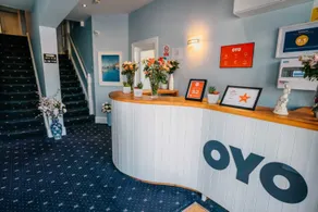 OYO Minerva Guesthouse - Recepção