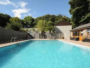 Coverack - Pool