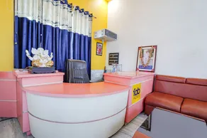 FabExpress Savitri Resort - Recepción