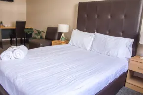 Campsie Hotel - Room