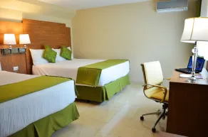 Hotel Suites Ambassador - Room