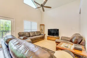 Lakefront Retreat w/ Multi-level Deck & Dock! - Interior