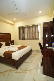 Hotel Rinza Residency - Chambre