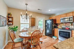 Wine & BBQ Trail Fun: Home w/ Hot Tub in Lexington - Interiør