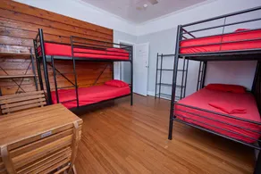 Cairns City Backpackers Hostel - Room