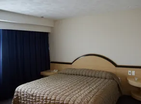 Portonovo Hotel & Suites - Room