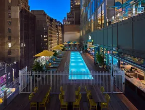 Margaritaville Resort Times Square - Piscine