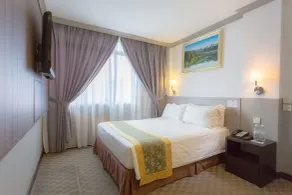Hallmark Leisure Hotel - Room
