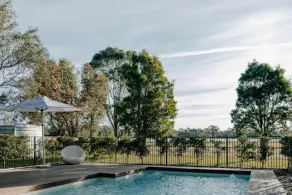 Emma's Cottage Vineyard - Pool