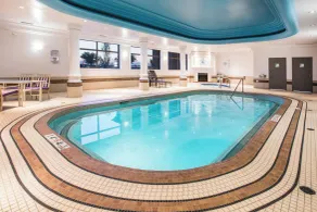 Holiday Inn & Suites Grande Prairie by IHG - Piscine