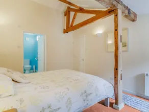 The Hen House - Room