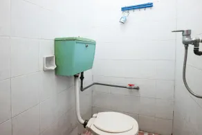 Hotel Bintang Mitra RedDoorz - Zimmer