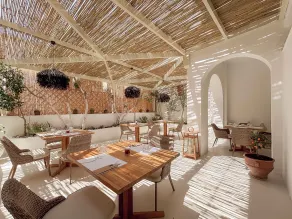 Utopia Hotel - Restaurant