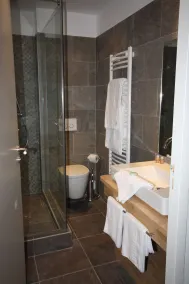 Hotellerie du Domaine de Cabasse - Badrum