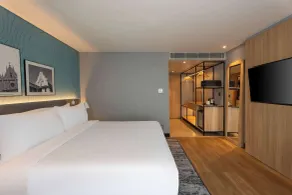 Park Inn & Suites by Radisson Thrissur East Fort - Room