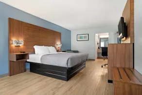 Quality Inn & Suites near Lake Eufaula - Quarto