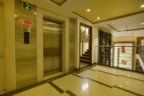 Via Phoenix Resorts - Lobby
